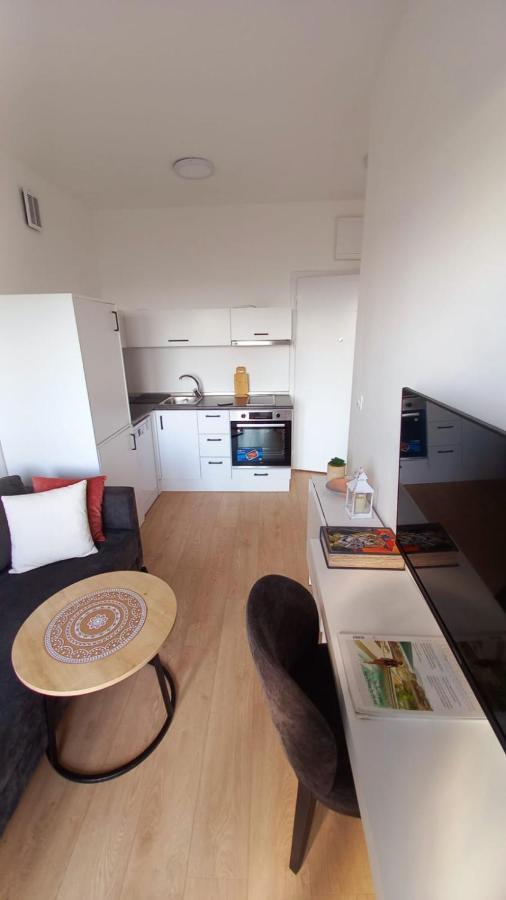 Cozy Apartments With Pool And Splendid Seaview Kavac Ngoại thất bức ảnh