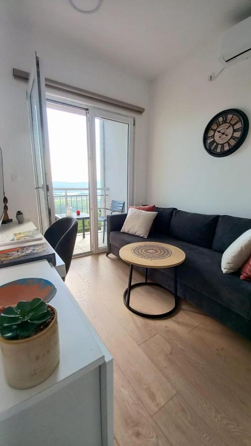 Cozy Apartments With Pool And Splendid Seaview Kavac Ngoại thất bức ảnh