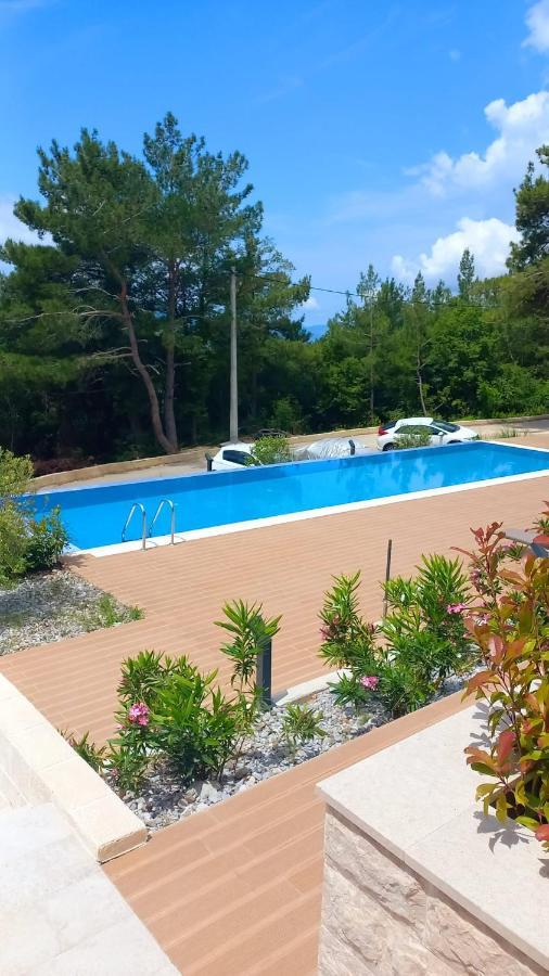 Cozy Apartments With Pool And Splendid Seaview Kavac Ngoại thất bức ảnh